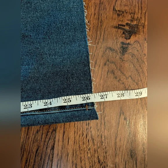 Unpublished Noemi High Rise Cropped Wide Leg Jeans Size 29 - Picture 8 of 9